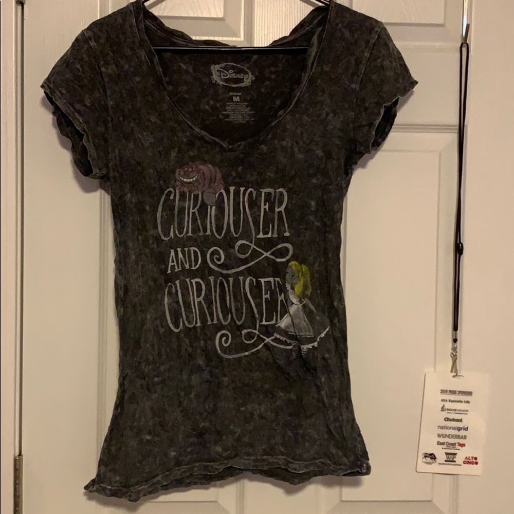 V neck Alice in wonderland shirt - Picture 1 of 1